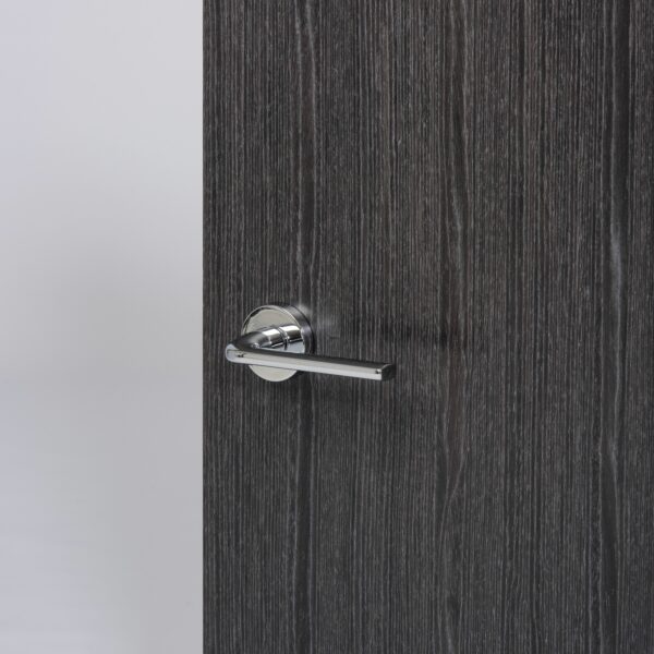 FMR133PC_MILLY_ON_DARK_GREY_DOOR_RoomScene_HiRes