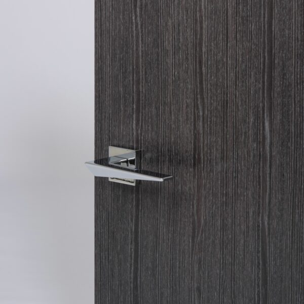 FMS215PC_NAXOS_ON_DARK_GREY_DOOR_RoomScene_HiRes